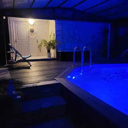 D Hotes Au Coeur Des Oliviers Homestay Marseille