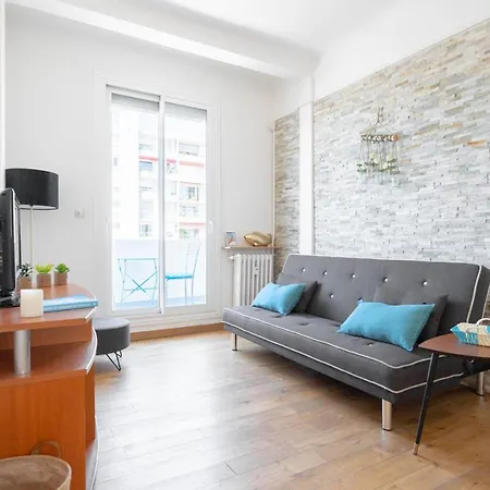 T2 ** Vue ** Balcon ** Catalans Apartment