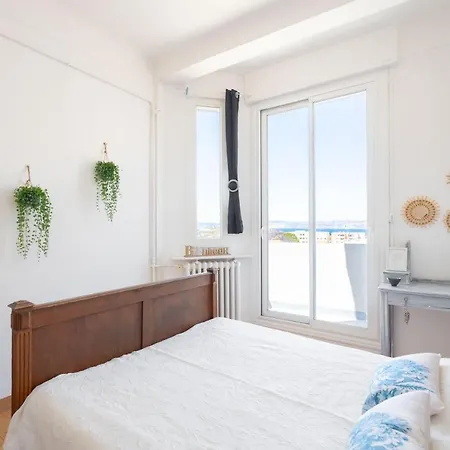 T2 ** Vue ** Balcon ** Catalans Apartment