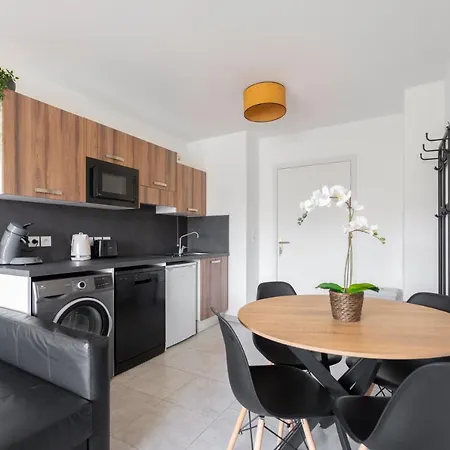 T2 Entre La Et Le Velodrome-terrasse / Parking Apartment Marseille
