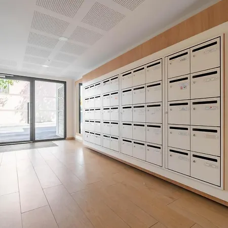 T2 Entre La Et Le Velodrome-terrasse / Parking Apartment *