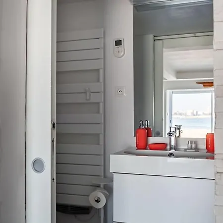 Cabanon Avec Terrasse - Bord De Plage - Le Cabanon 12 Marseille