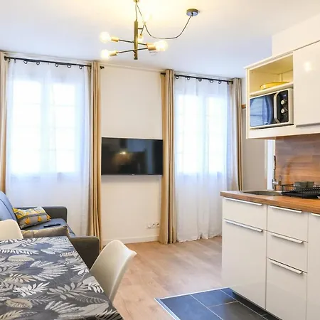 Vieux-port De Apartment