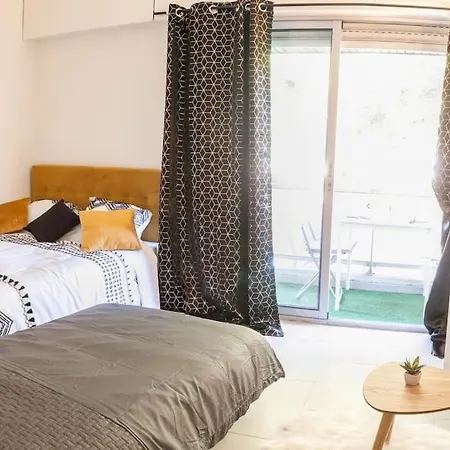 Appartement Bord De Mer-terasse-plage Prado David *