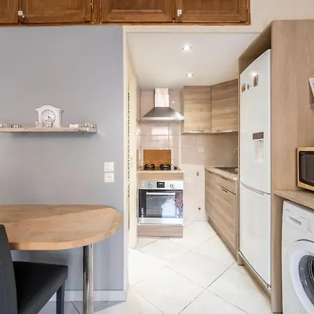 Διαμέρισμα Ideal Pour Deux Voyageurs Sur *