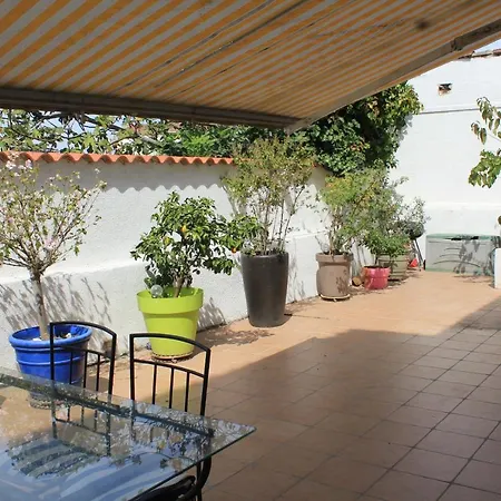 Guest house Maison, 2chambres, Gde Terrasse, Prox Sncf, Friche Et Vieux Port *