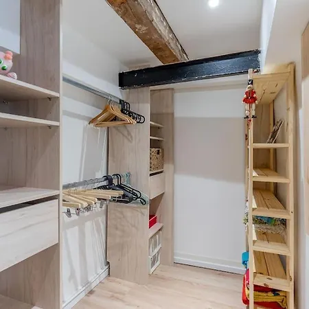 Duplex 4 Pers. Centre Avec Cour Privee Ensoleillee * Marseille
