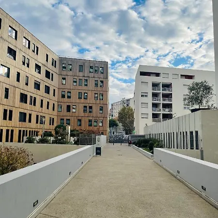 Les Docks Libres Sud Apartment *