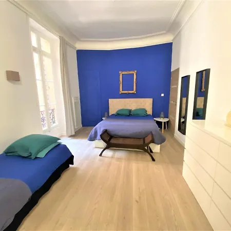 Sur Le Vieux Port: T3 De 80m2, Chic Et Confortable Marseille