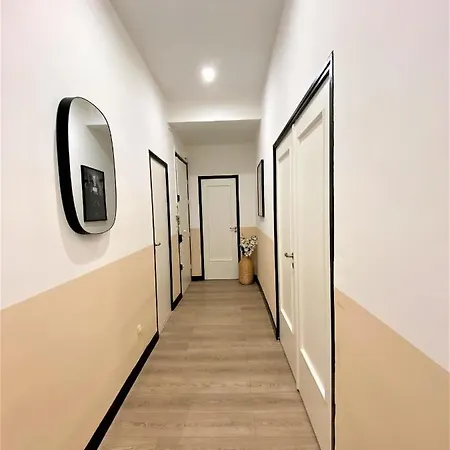 Apartment Sur Le Vieux Port: T3 De 80m2, Chic Et Confortable Marseille