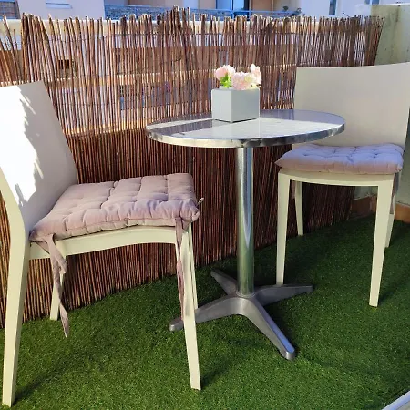 Cosy Flat Au Velodrome & Parc Chanot, Prado Apartment *