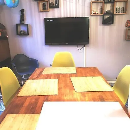 Plein Coeur Du Quartier Du Panier . Chaleureux T2. Apartment