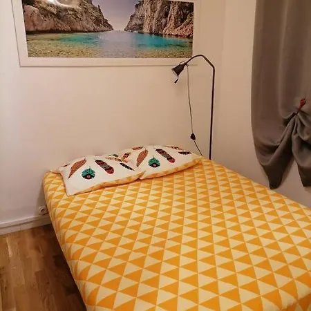 Plein Coeur Du Quartier Du Panier . Chaleureux T2. * Marseille