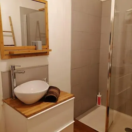 Plein Coeur Du Quartier Du Panier . Chaleureux T2. Apartment Marseille