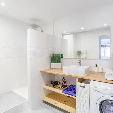 Les Pieds Dans L'eau Vue Exceptionnelle Sur La Apartment