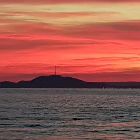 Les Pieds Dans L'eau Vue Exceptionnelle Sur La Apartment Marseille