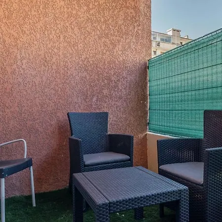 Air-conditioned Terrace Gare St Charles