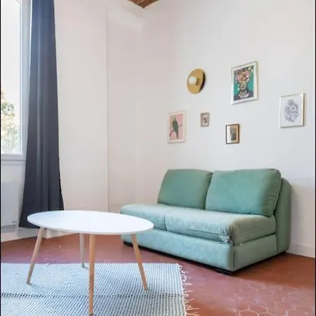 Super T2 Cosy Cours Julien 32dam Apartment *
