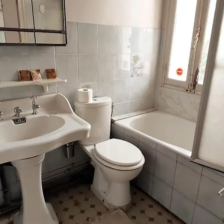 Apartment Le Jasmin Airconditioned Studio With Swimming Pool