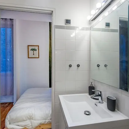 Apartment Cosy 22m Near The Old Port Marseille