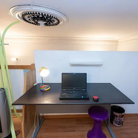 Apartment Anna-maria : Grand 10 Personnes+parking Prive -actif+ Location- Marseille