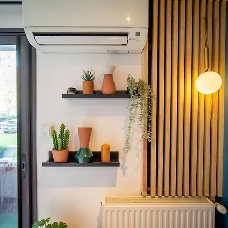 Air-conditioned With Private Parking Apartment Marseille