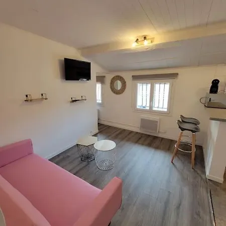 Apartment Fully Equipped 2 To 4 Beds