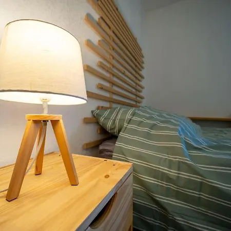 Apartment Fully Equipped With Terrace Sleeps 4
