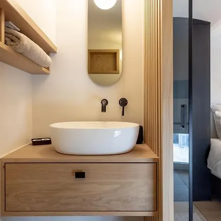 Apartment Le M Luxueux Sur Le Vieux Port De Marseille