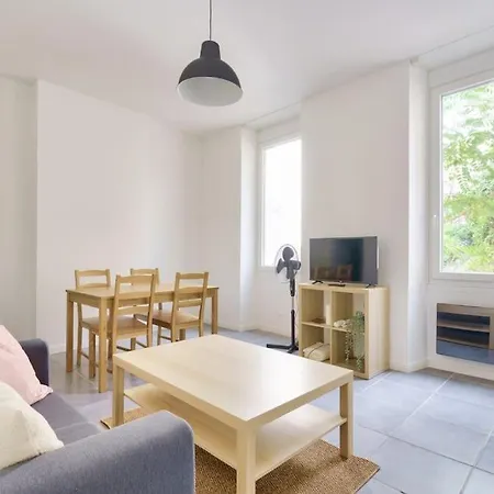 Superbe T2 A 10 Min Du Bord De Apartment