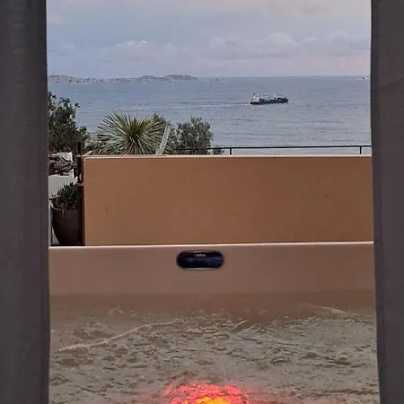 Penzion Les 3 Vue Piscine