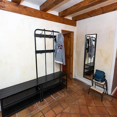Anna-maria : Grand 10 Personnes+parking Prive -actif+ Location- Apartment Marseille