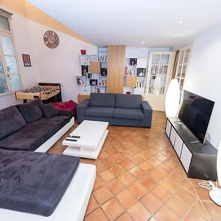 Anna-maria : Grand 10 Personnes+parking Prive -actif+ Location- *