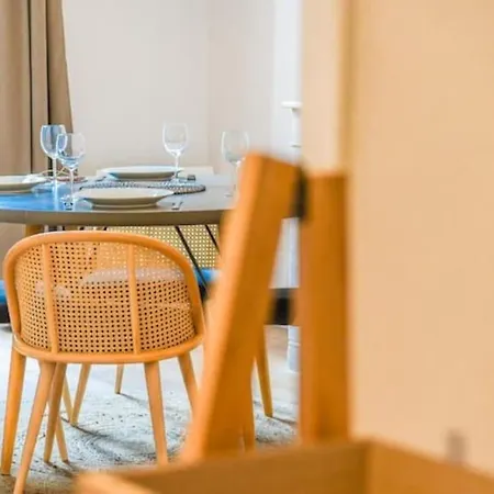 Bail Mobilite- T2 Proche De Castellane Apartamento *