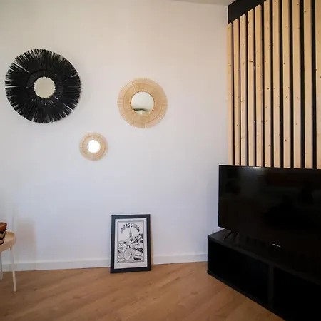 Apartment New Fully Equipped Air-conditioned Marseille