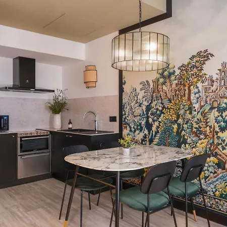 Maisons Du Monde & - Vieux Port ホテル