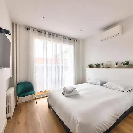 Apartment Superbe T2 Avec Terrasse A 5 Min Du Metro *