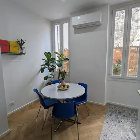 T2 Cosy Avec Terrasse Et Parking * Marseille