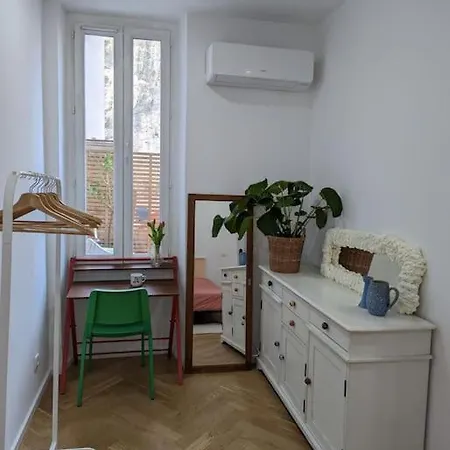 T2 Cosy Avec Terrasse Et Parking Apartment *