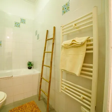 Guestready - Modern Studio In The 1st Arr Apartment