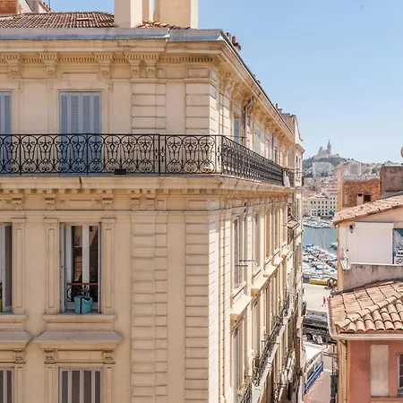 Residhotel Vieux Port 3*