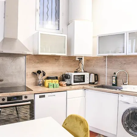 2 Vieux Port Et Cours Julien Apartment *