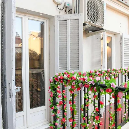 Apartment Appart Canebiere Vieux Port 2 Ch Avec Balcon Marseille