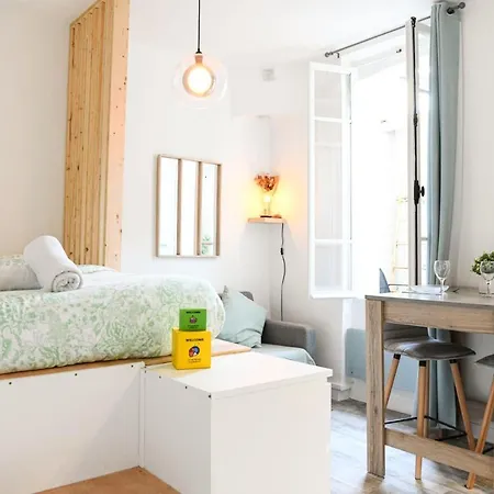 Studio Cosy Avec Terrasse Au Coeur De