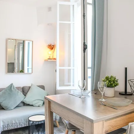 Apartment Studio Cosy Avec Terrasse Au Coeur De