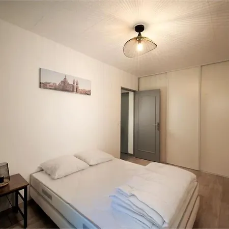 Equipe Climatise 8 Couchages Apartment Marseille