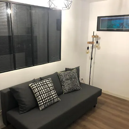 Apartment 2 Gare St Charles