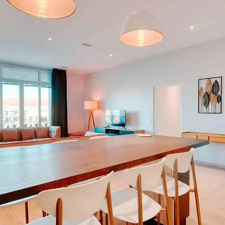 Luxury Joliette Apartment
