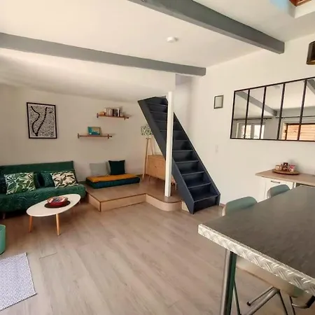 Studio Independant Avec Patio Au Coeur De Apartment *
