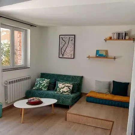 Studio Independant Avec Patio Au Coeur De Apartment Marseille